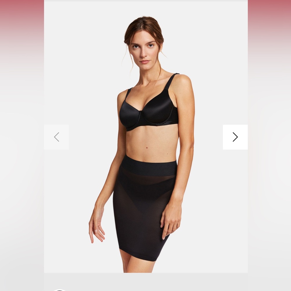 New Wolford sheer forming skirt black size 38